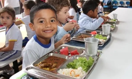 Projeto altera Pnae e inclui segunda refeição para alunos das escolas públicas